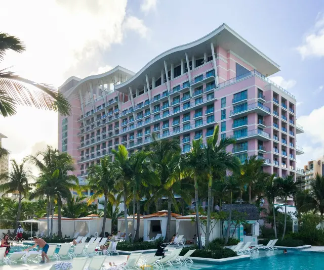 Baha Mar in Nassau, the Bahamas featuring custom metal guardrail exports by Poma.